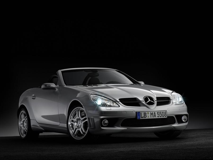  Mercedes-Benz SLK55 AMG 2004 года  (фото 13 из 30)